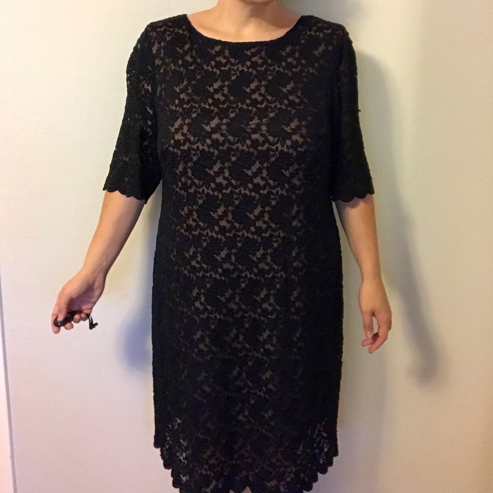Lace cocktail dress
